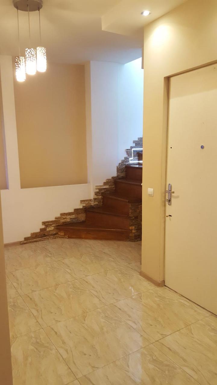 Apartment Rustaveli 1 Tbilissi Extérieur photo